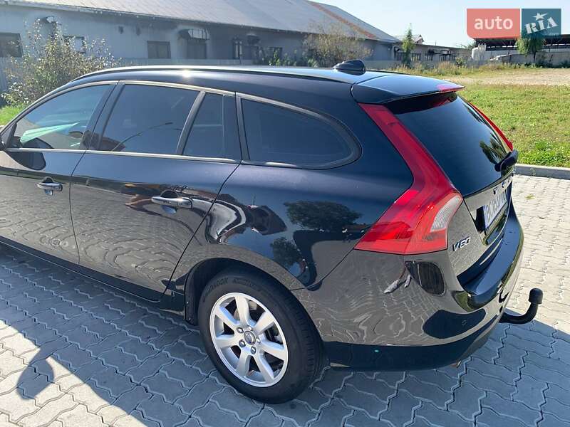 Универсал Volvo V60 2011 в Дрогобыче