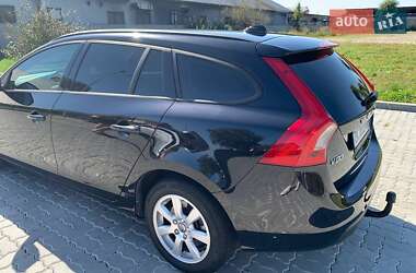 Универсал Volvo V60 2011 в 
