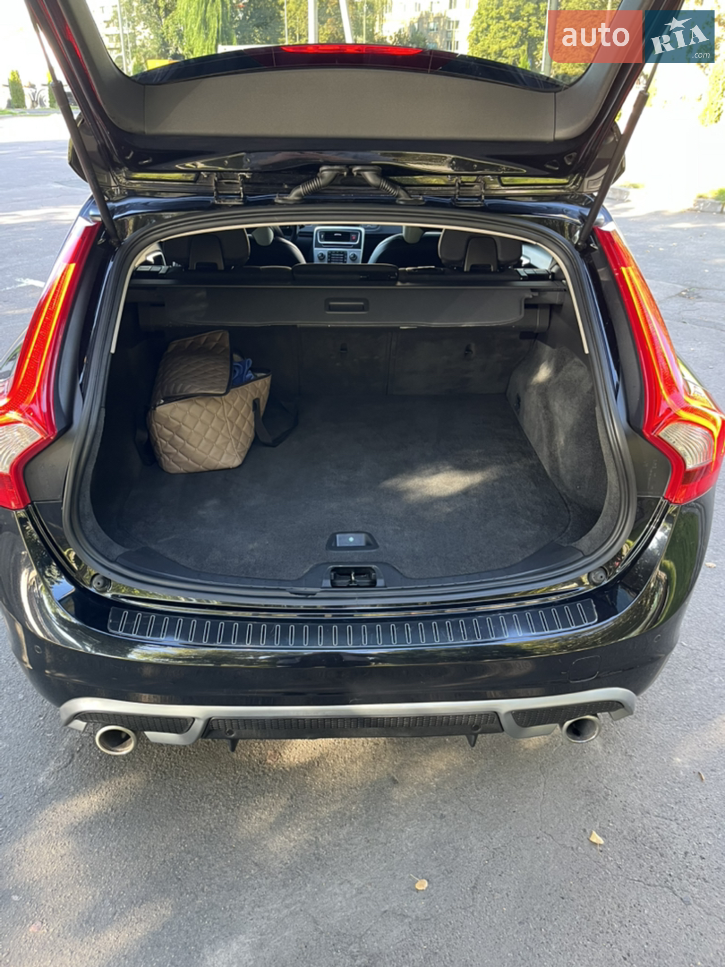 2011 Volvo V60 - мініатюра 17