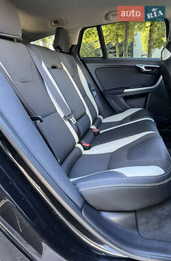 Универсал Volvo V60 2011 в 