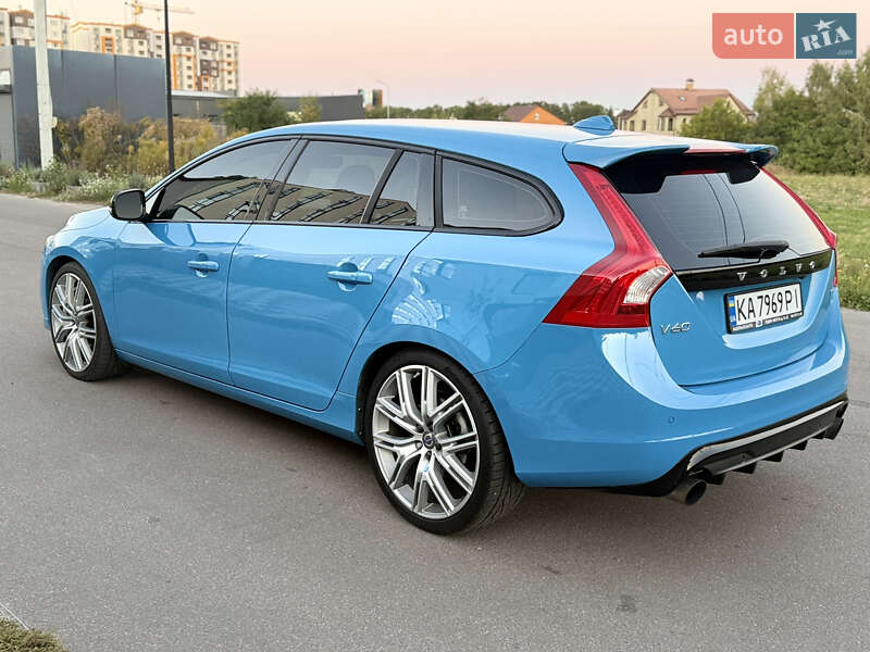 Универсал Volvo V60 2016 в Киеве фото 13 Универсал Volvo V60 2016 в Киеве