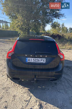 Универсал Volvo V60 2014 в 