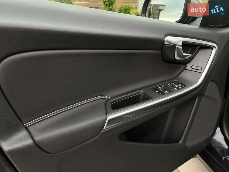 Универсал Volvo V60 2012 в Стрые