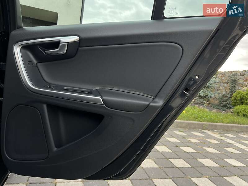 Универсал Volvo V60 2012 в Стрые