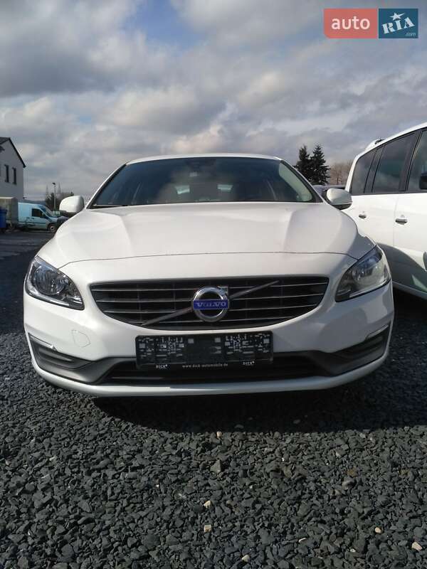 Volvo V60 2014