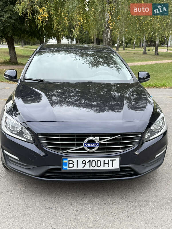 Универсал Volvo V60 2015 в Полтаве