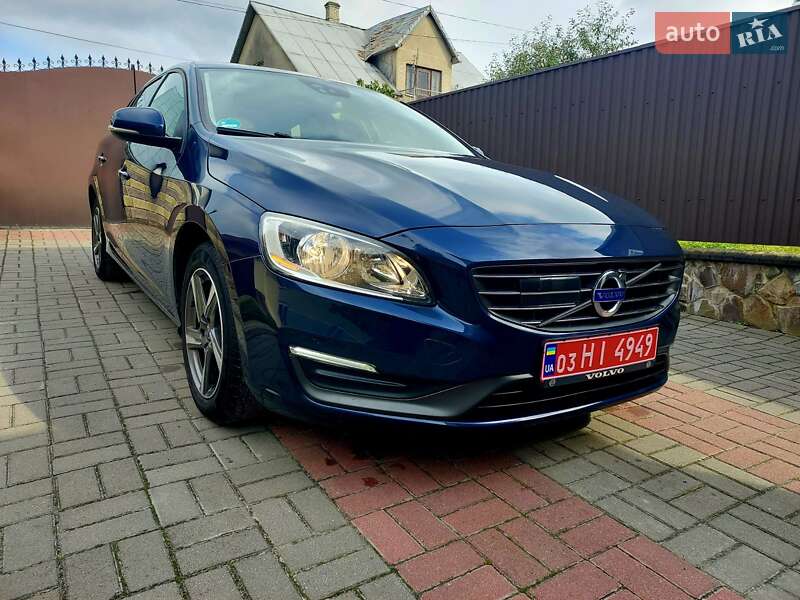 Volvo V60 2014