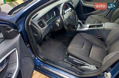 Универсал Volvo V60 2014 в 