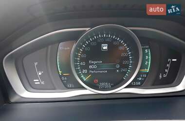 Универсал Volvo V60 2014 в 