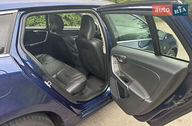 Универсал Volvo V60 2014 в 