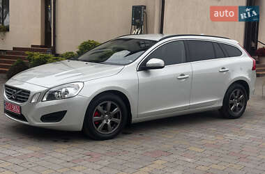 Универсал Volvo V60 2012 в 