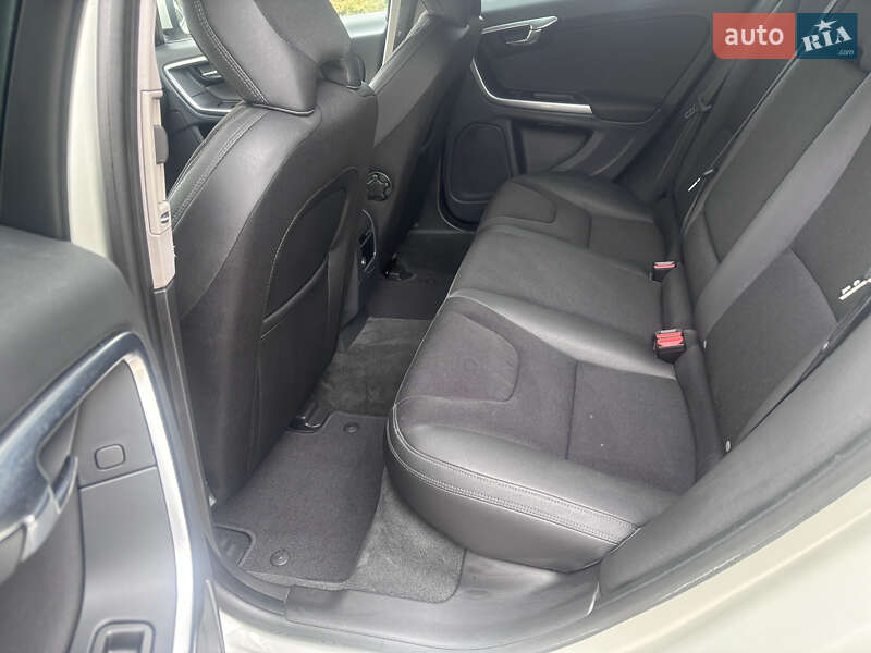 Универсал Volvo V60 2012 в Стрые
