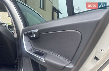 Универсал Volvo V60 2012 в 