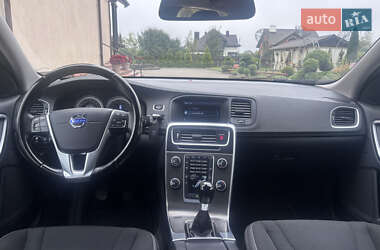 Универсал Volvo V60 2012 в 