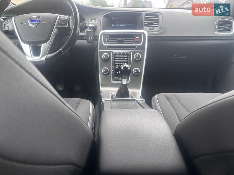 Универсал Volvo V60 2012 в Стрые