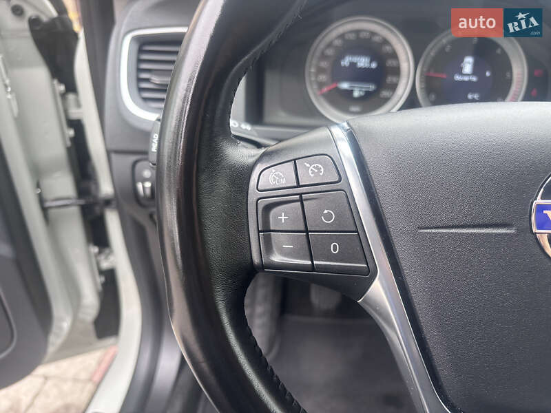 Универсал Volvo V60 2012 в Стрые