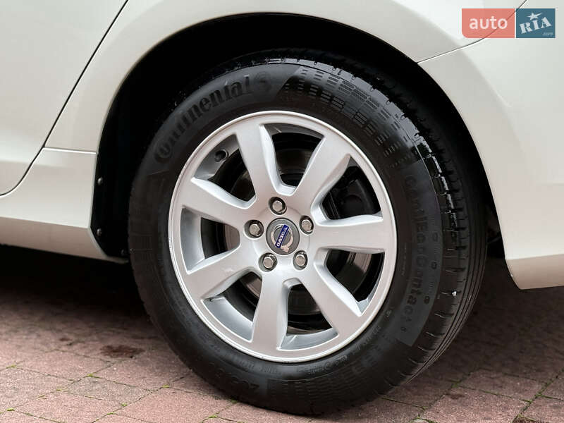 Универсал Volvo V60 2011 в Стрые