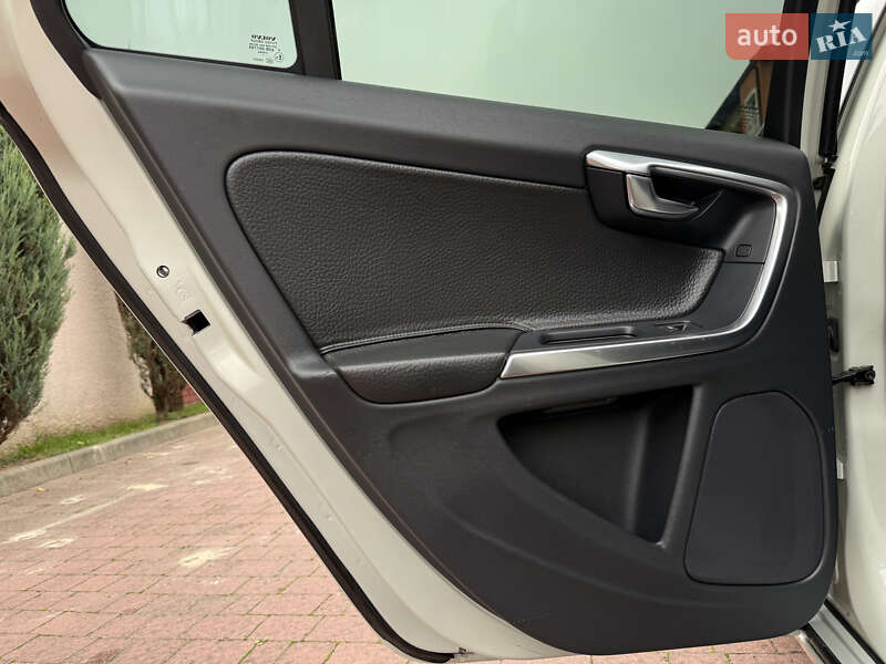 Универсал Volvo V60 2011 в Стрые