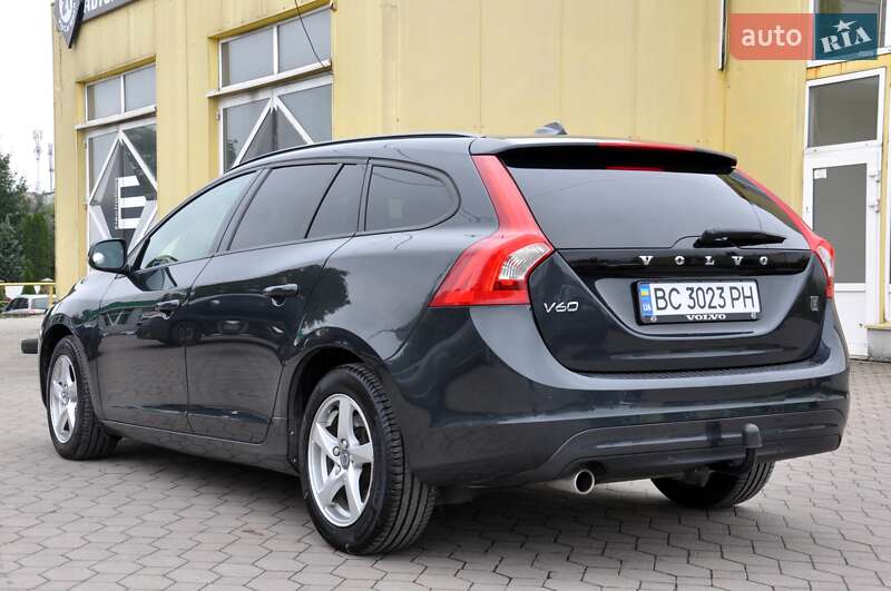 Универсал Volvo V60 2015 в Львове