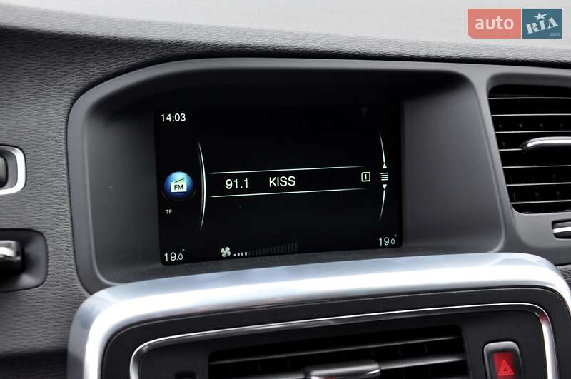 Универсал Volvo V60 2015 в Львове