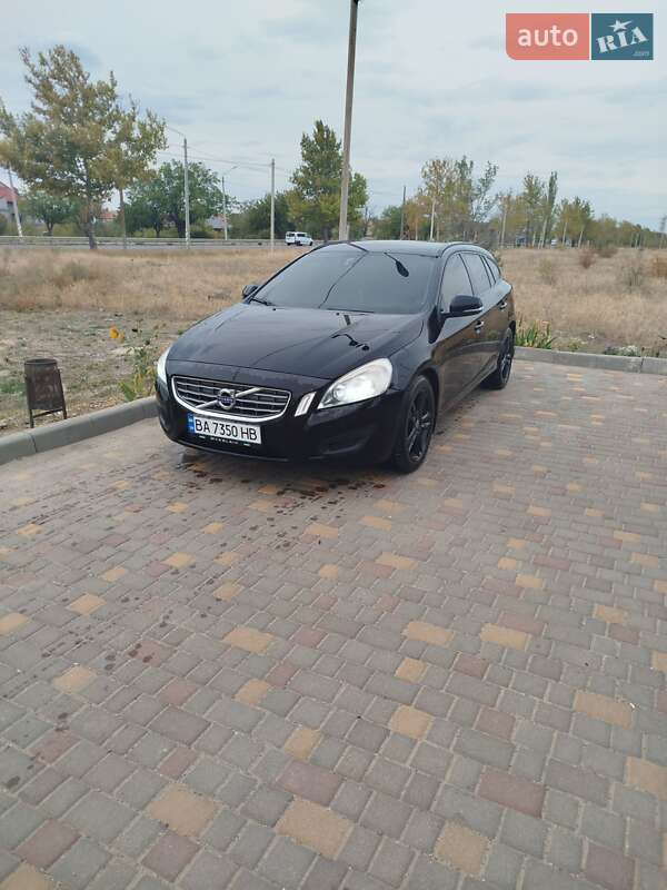Универсал Volvo V60 2011 в Николаеве