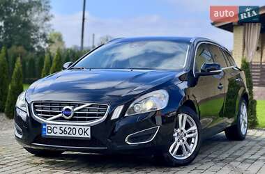Универсал Volvo V60 2010 в 