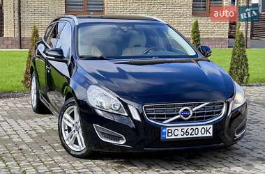 Универсал Volvo V60 2010 в 