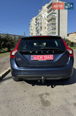 Универсал Volvo V60 2012 в 