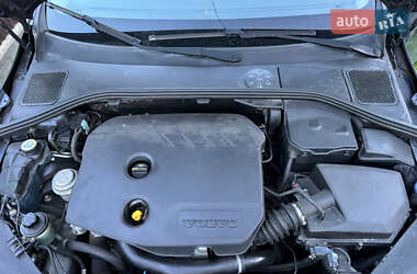 Универсал Volvo V60 2012 в 