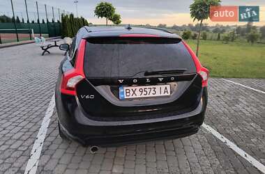 Универсал Volvo V60 2013 в 