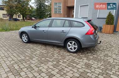 Универсал Volvo V60 2017 в 