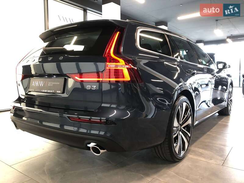 Универсал Volvo V60 2021 в Львове