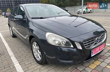 Універсал Volvo V60 2013 в 