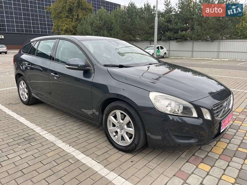 Універсал Volvo V60 2013 в Луцьку