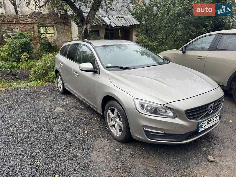 Універсал Volvo V60 2015 в Львові