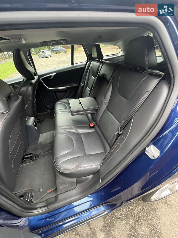 Универсал Volvo V60 2016 в Луцке