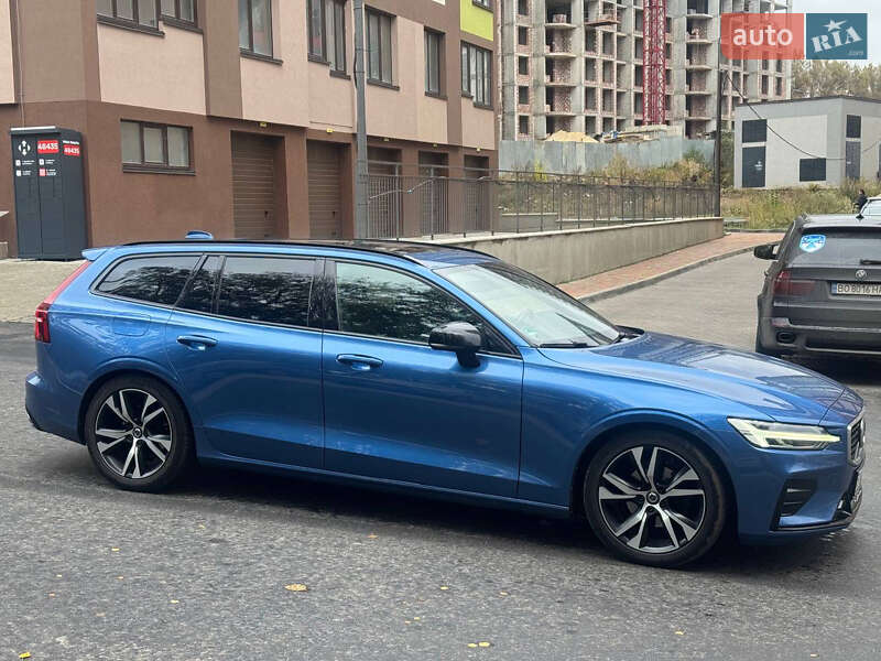 Універсал Volvo V60 2020 в Тернополі