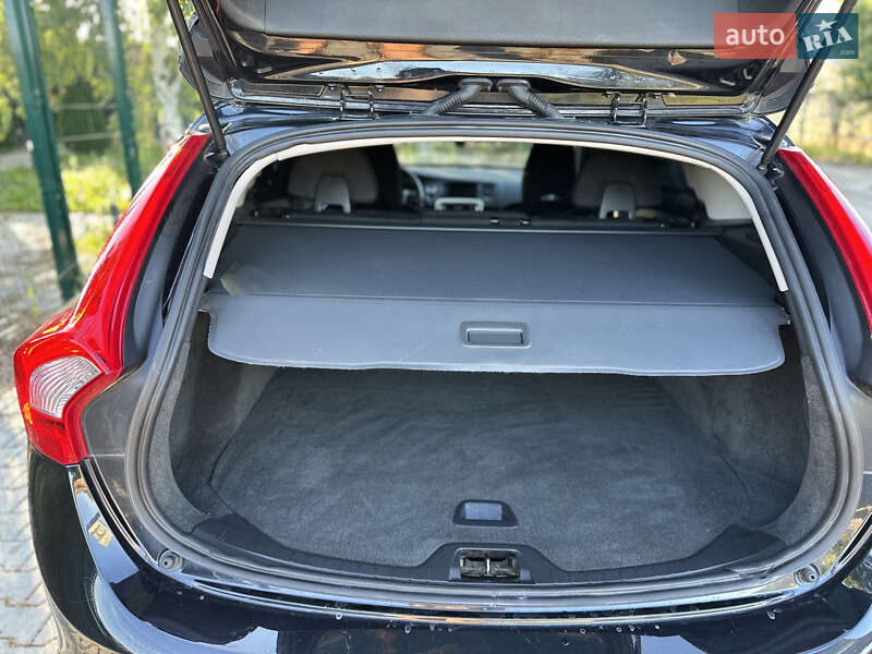 Универсал Volvo V60 2013 в Стрые
