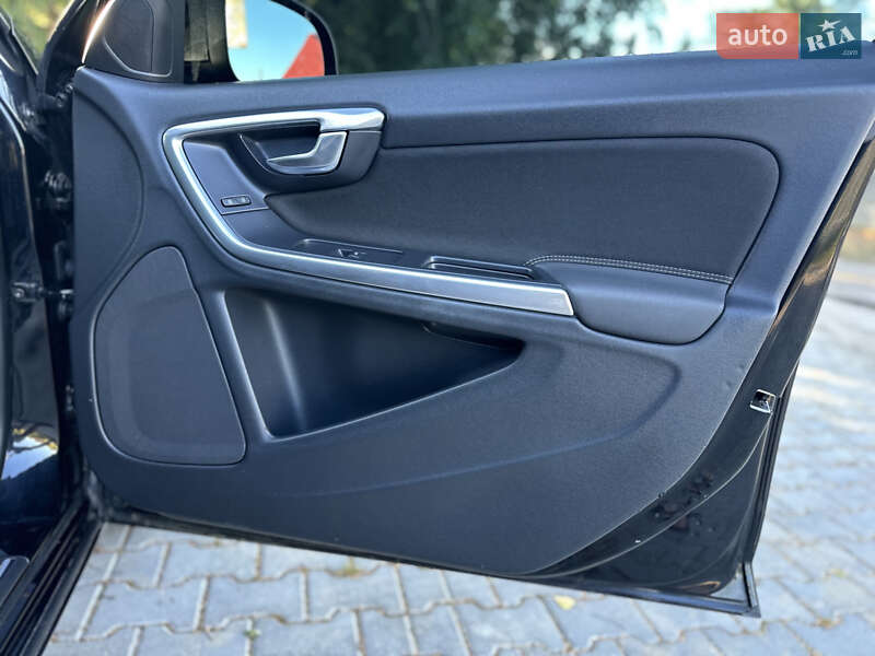 Универсал Volvo V60 2013 в Стрые