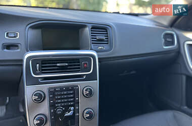 Универсал Volvo V60 2013 в 