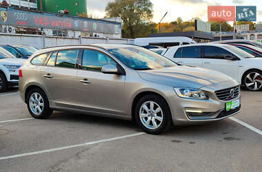 Универсал Volvo V60 2014 в Киеве