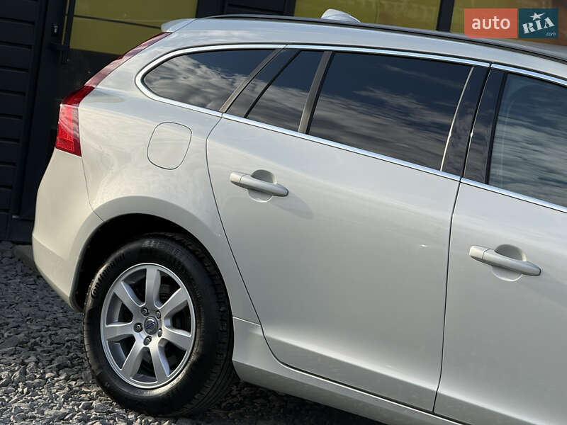 Универсал Volvo V60 2011 в Стрые
