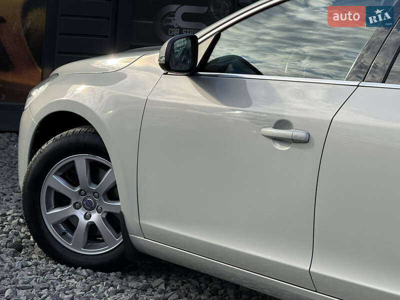 Универсал Volvo V60 2011 в Стрые