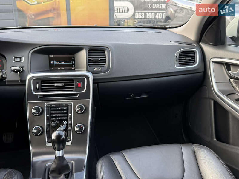 Универсал Volvo V60 2011 в Стрые