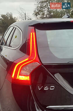 Універсал Volvo V60 2013 в 