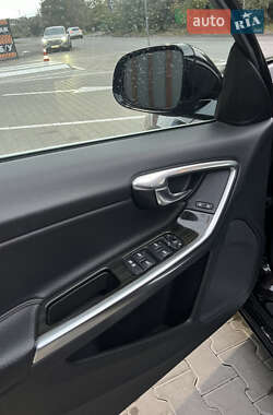 Універсал Volvo V60 2013 в 