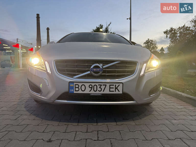 Универсал Volvo V60 2011 в Тернополе