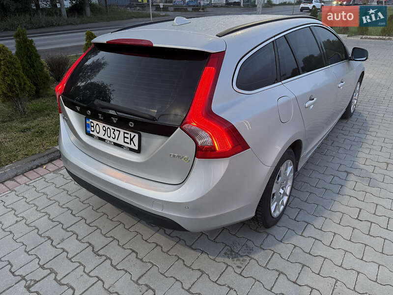 Универсал Volvo V60 2011 в Тернополе