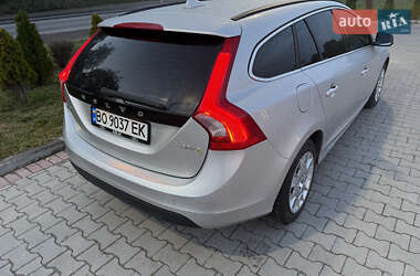Универсал Volvo V60 2011 в 