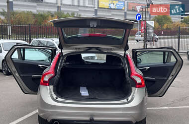Універсал Volvo V60 2014 в 